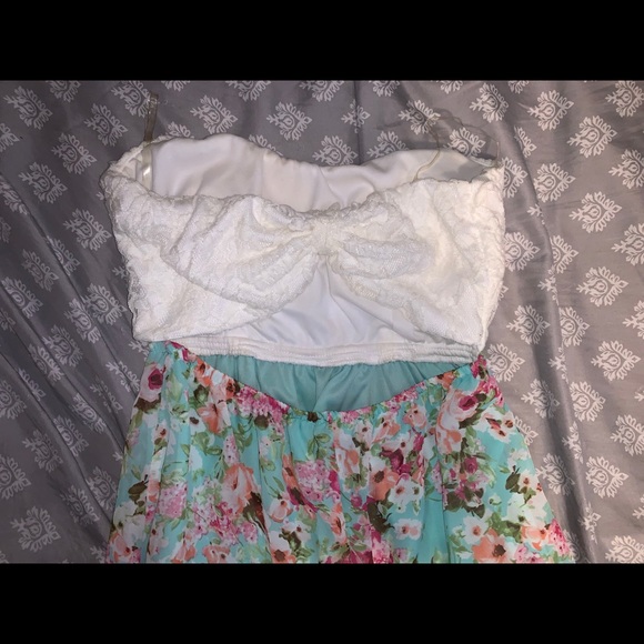 High to Low Dress - Picture 2 of 3